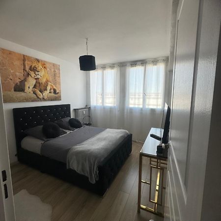 Appartement Proche Aeroport Marignane Exterior foto